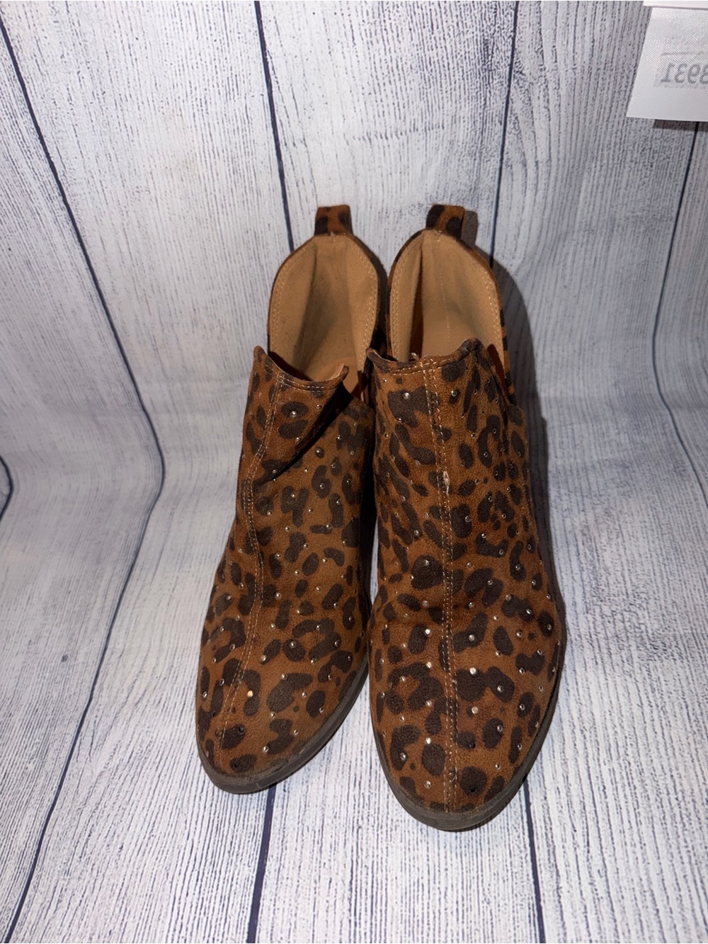 Mata Shoes Brown Leopard Print Ankle Booties